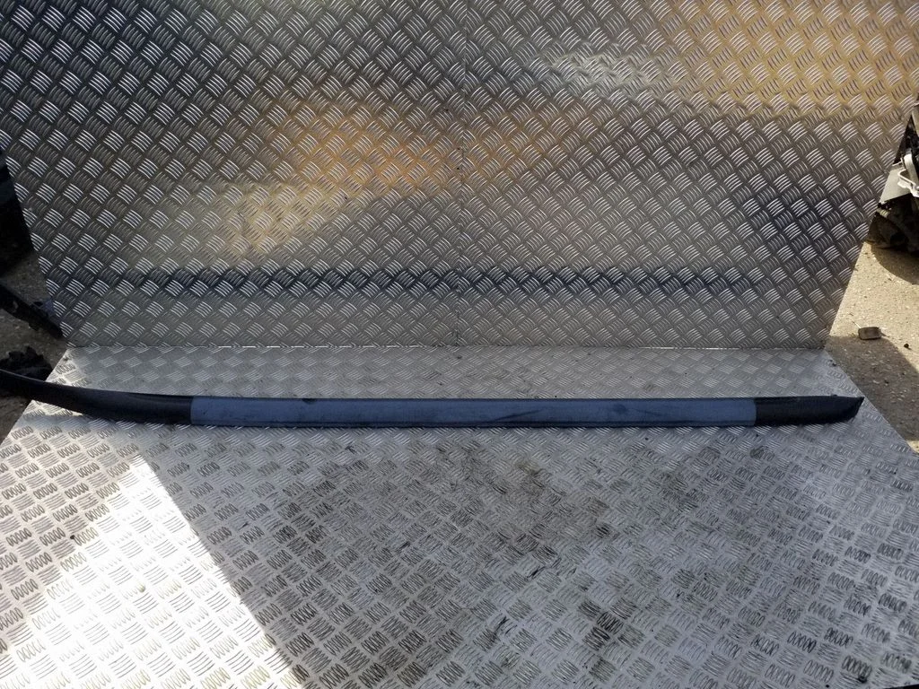 Katuse pikivardad „sarved" – Subaru Forester SG (2003-2005)
