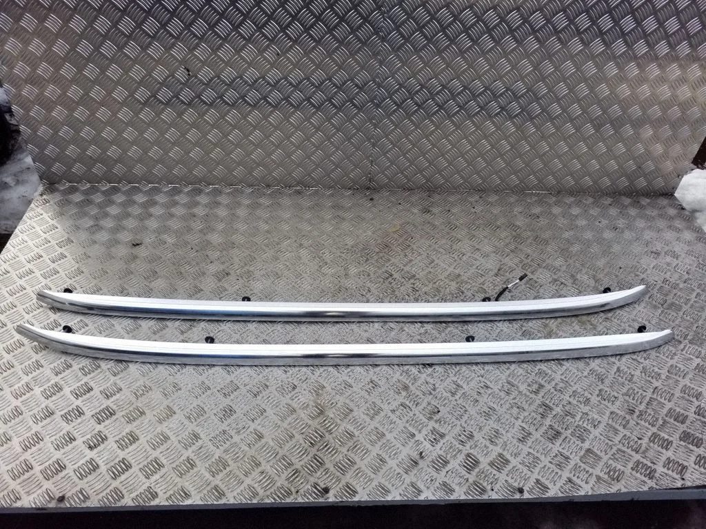 Roof bar rail 8R0860022J