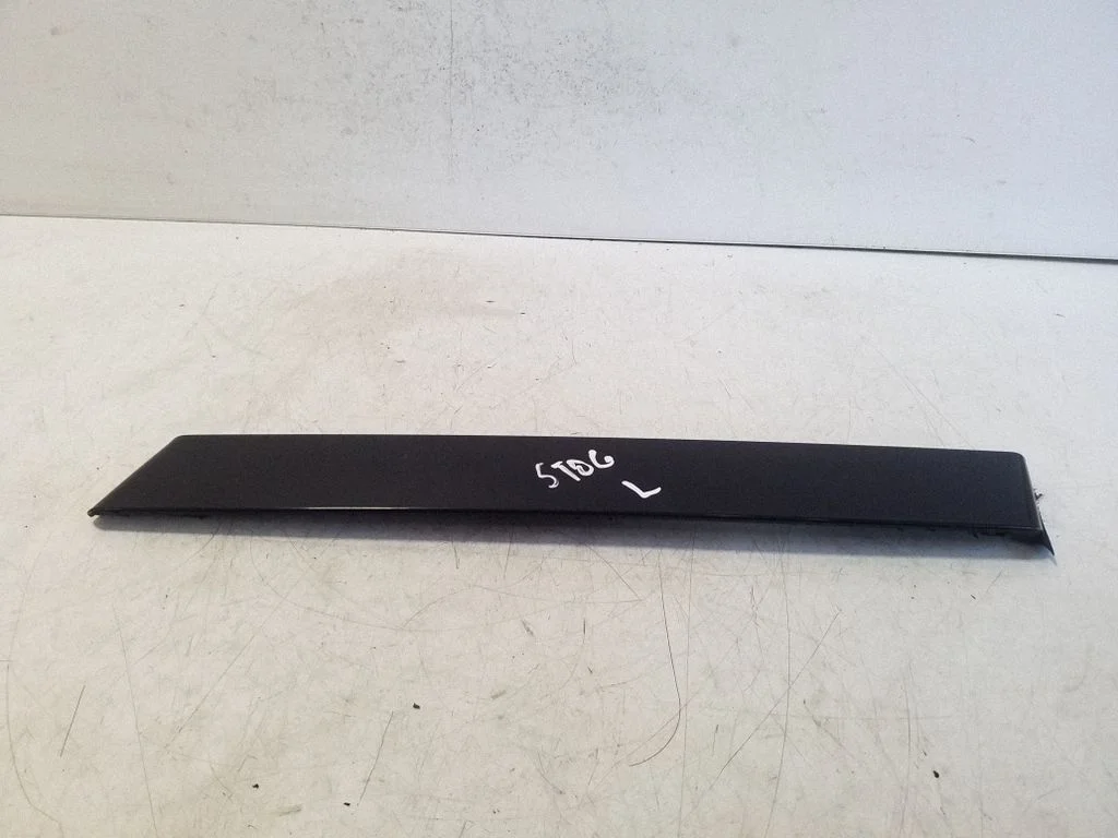 Katuse liist „molding" – Jaguar XJ X351 (2009-2019)
