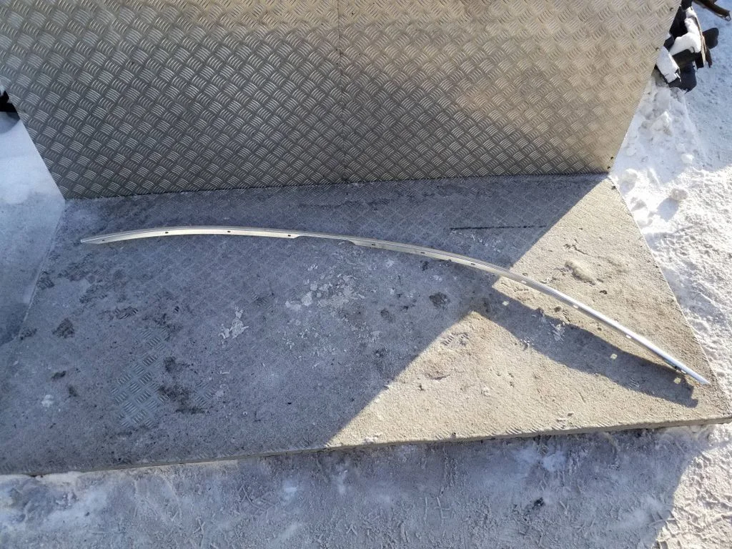 Roof trim bar molding cover – Maserati Ghibli (2013-)