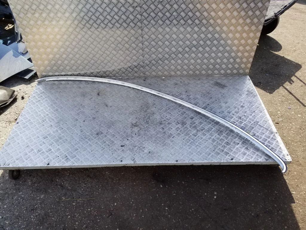 Roof trim bar molding cover – Volkswagen Passat CC (2008-2016)