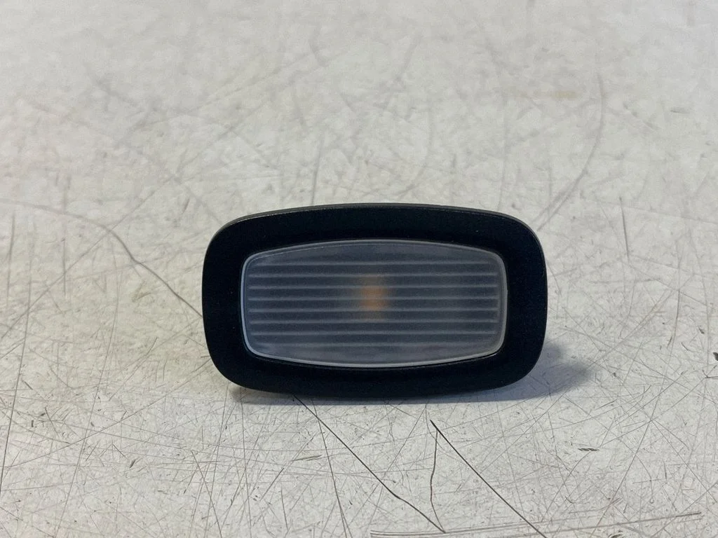 Muu salongituli – Mercedes-Benz EQC (2019-)
