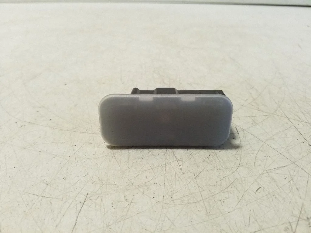 Cits salona lukturis 5H0947415C