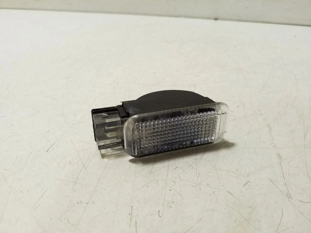 Cits salona lukturis – Skoda Kamiq (2019-)