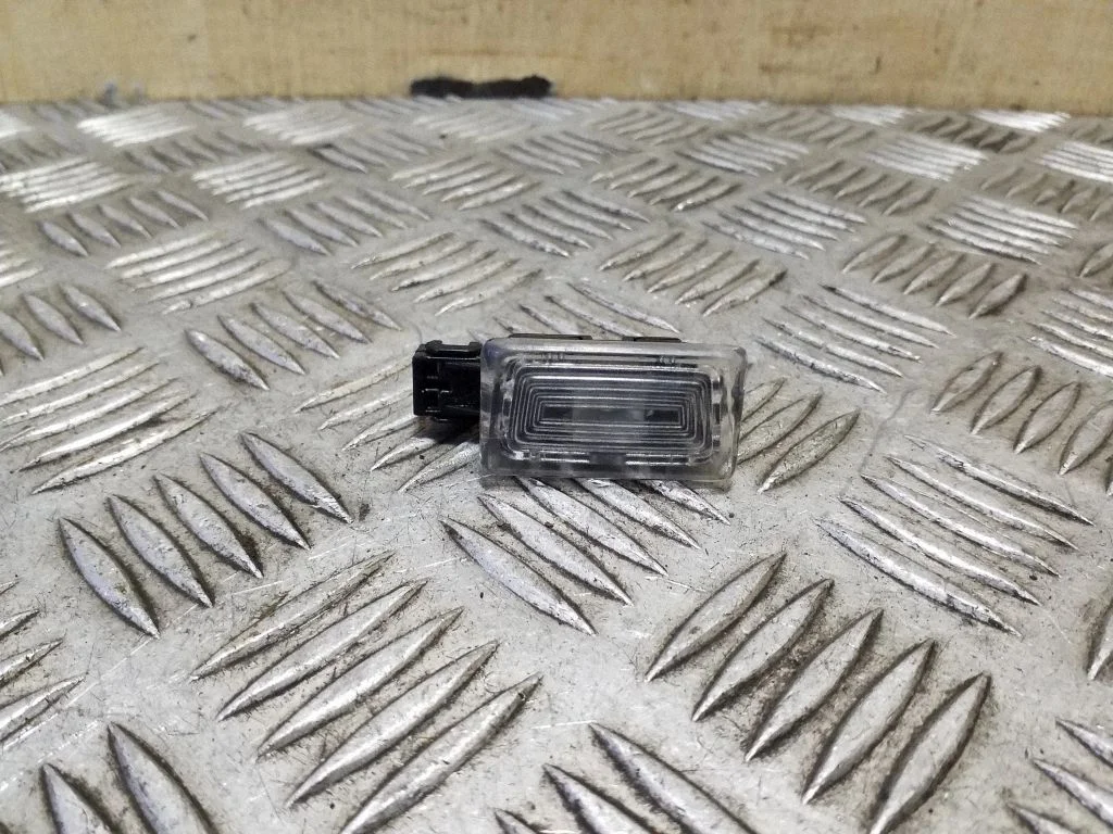 Other interior light – Volvo V40 (2012-2019)