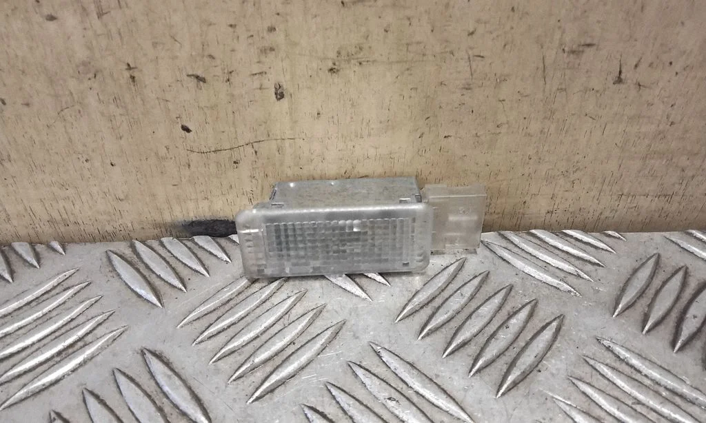 Other interior light 6L0947565