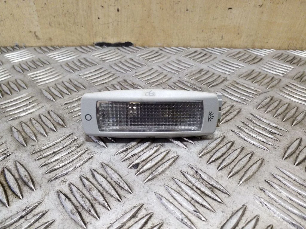 Muu salongituli 5N0947291A