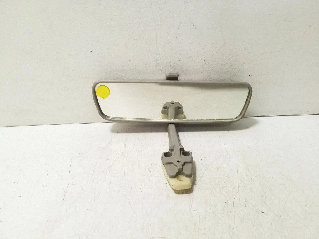 Rear view mirror (interior) E130187358