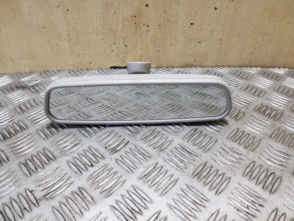 Atpakaļskata spogulis (salonā) – Audi A3 S3 8P (2003-2012)