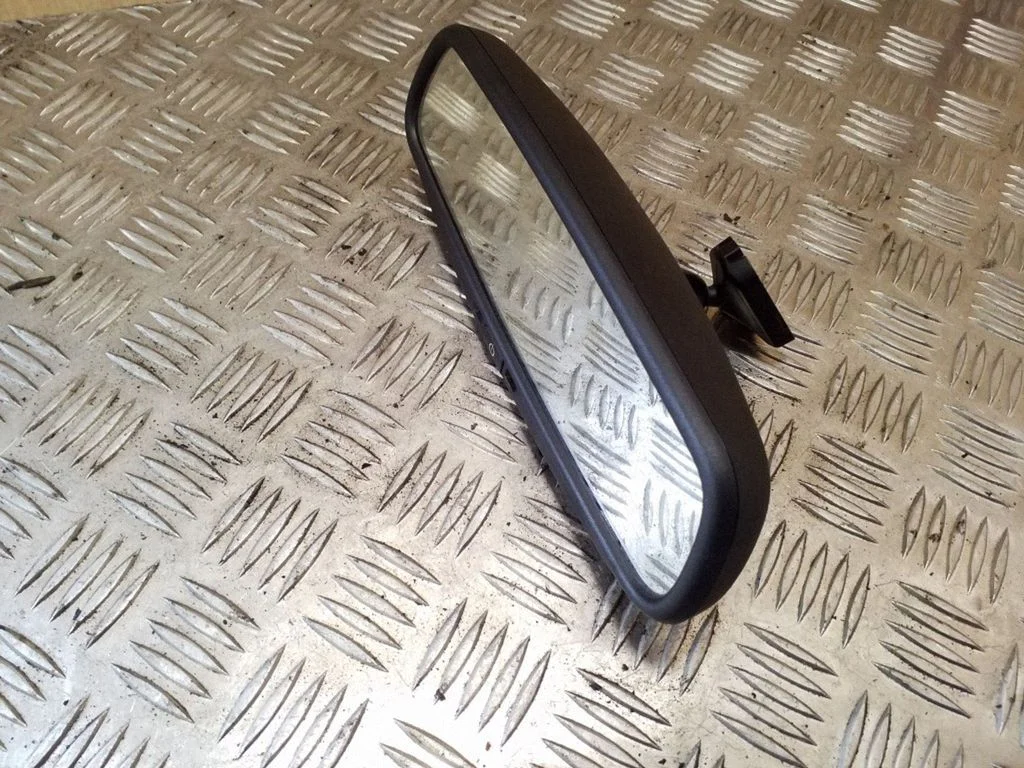 Rear view mirror (interior) 9050685