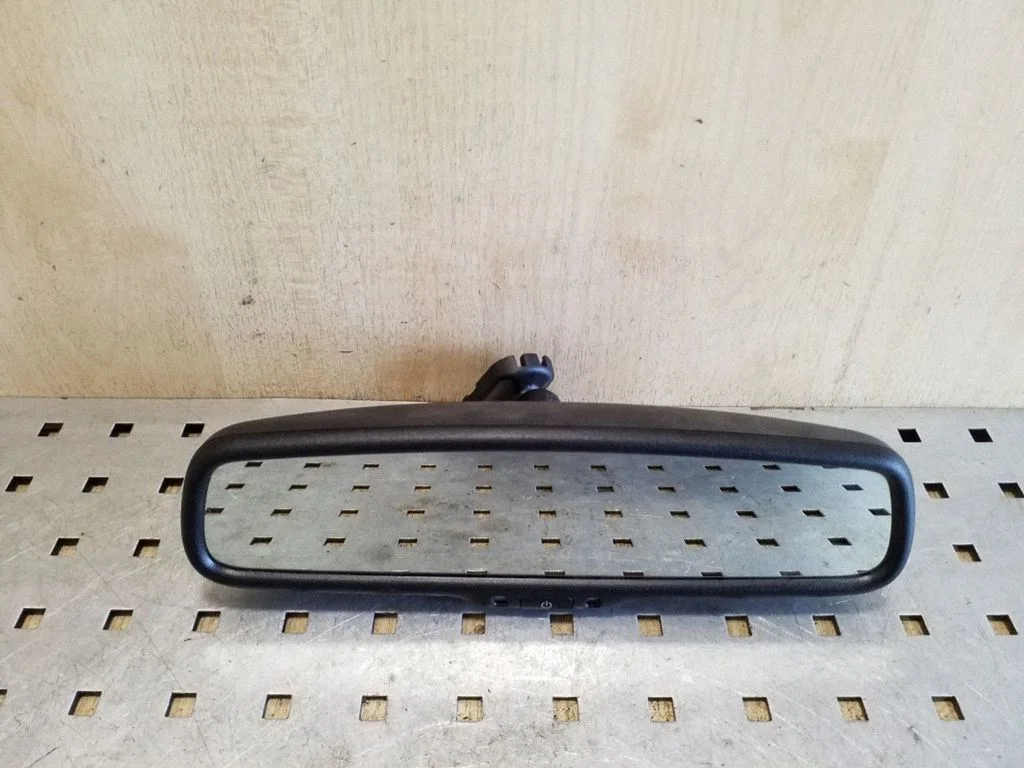 Rear view mirror (interior) – Honda CR-V (2007-2012)