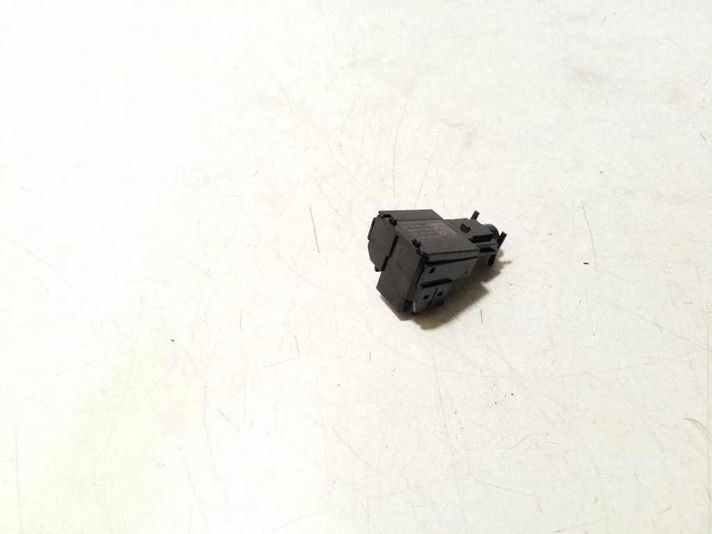 Salona temperatūras sensors 5WA907527A