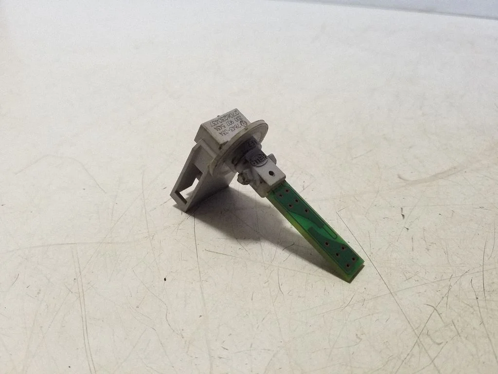 Salongi temperatuuri andur 3D0907543A