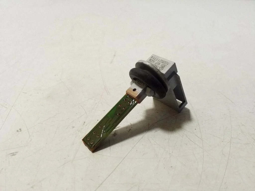 Salongi temperatuuri andur 3D0907543A