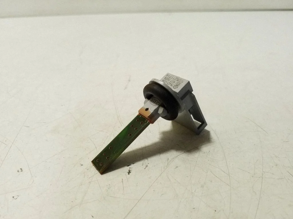 Salongi temperatuuri andur 3D0907543A