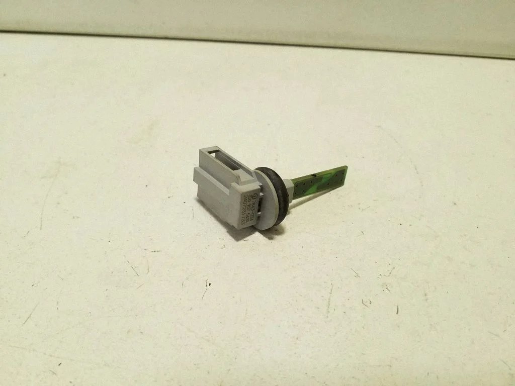 Salona temperatūras sensors 3D0907543A