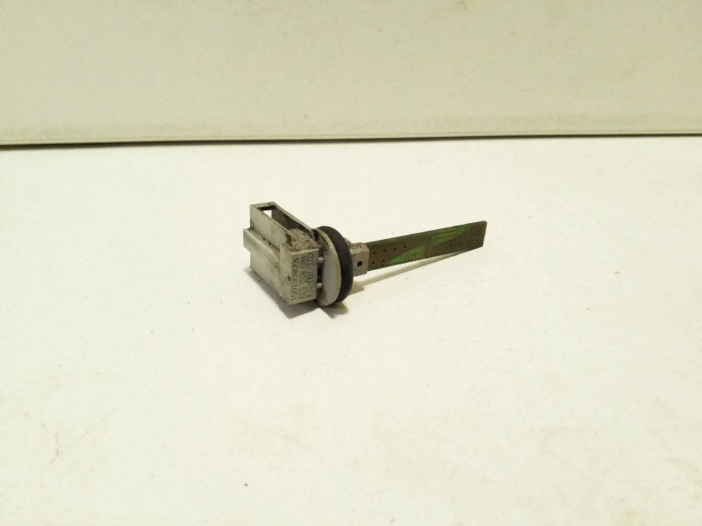 Salongi temperatuuri andur 4B0820539