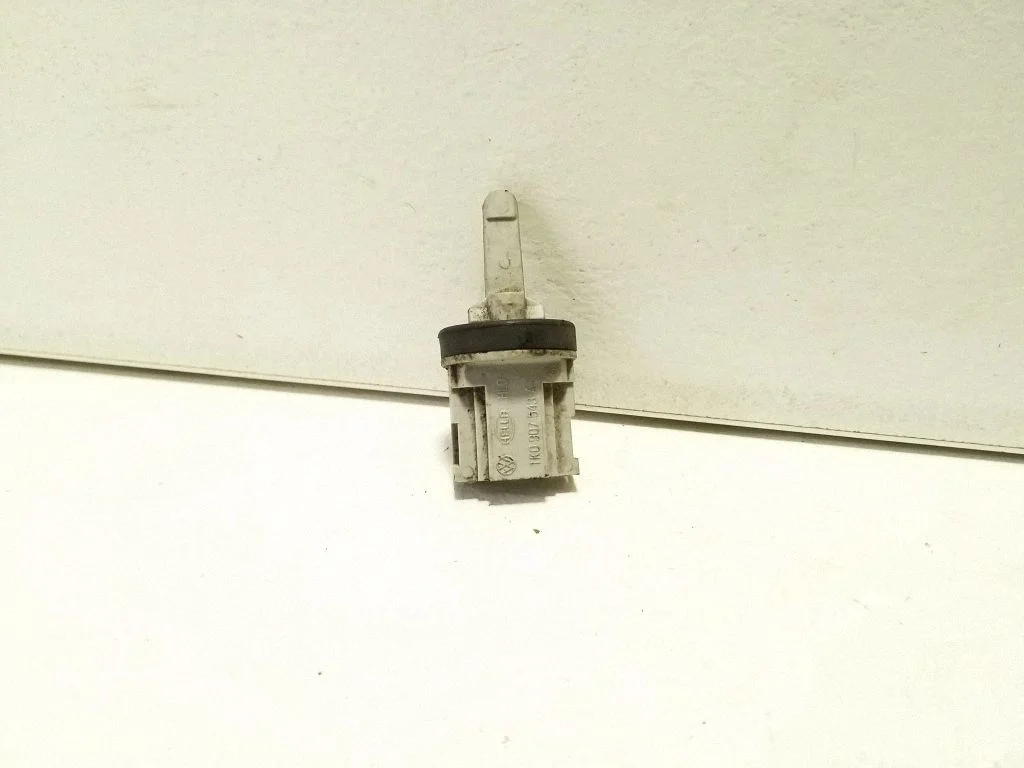 Salongi temperatuuri andur 1K0907543A