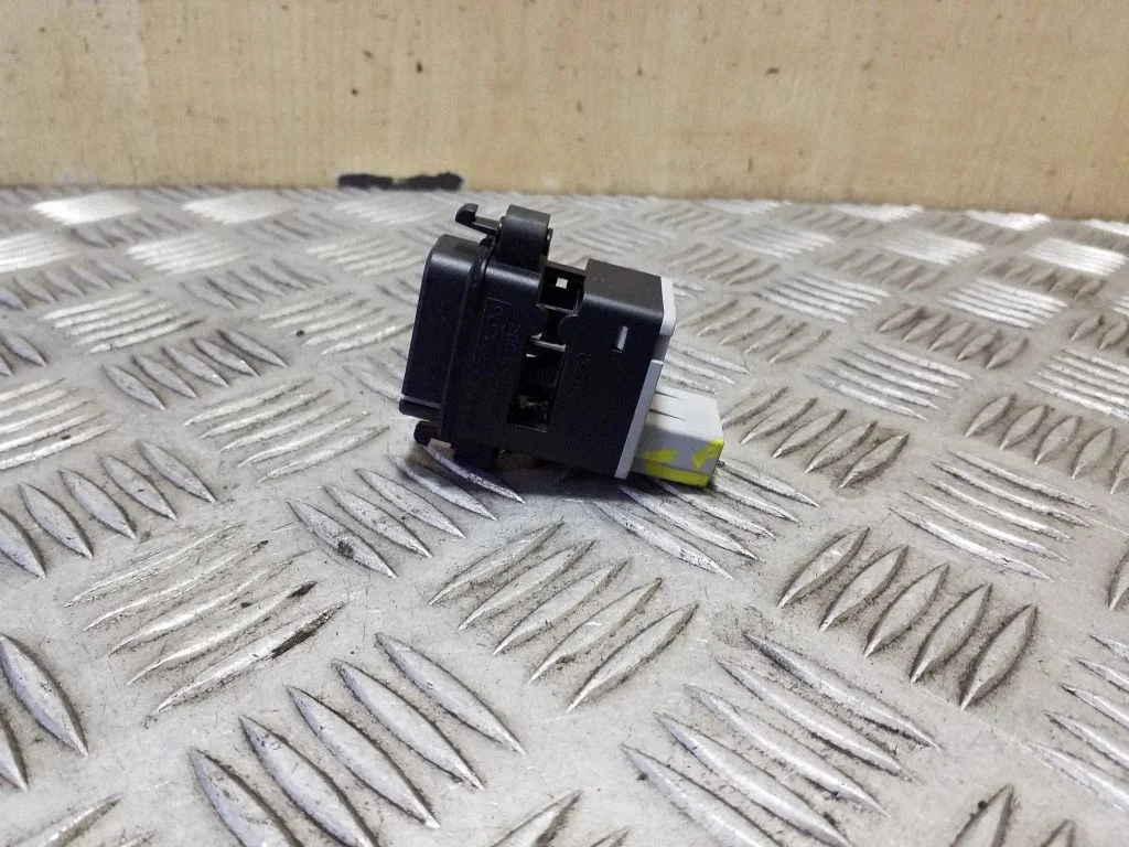 Salongi temperatuuri andur EB3BBA