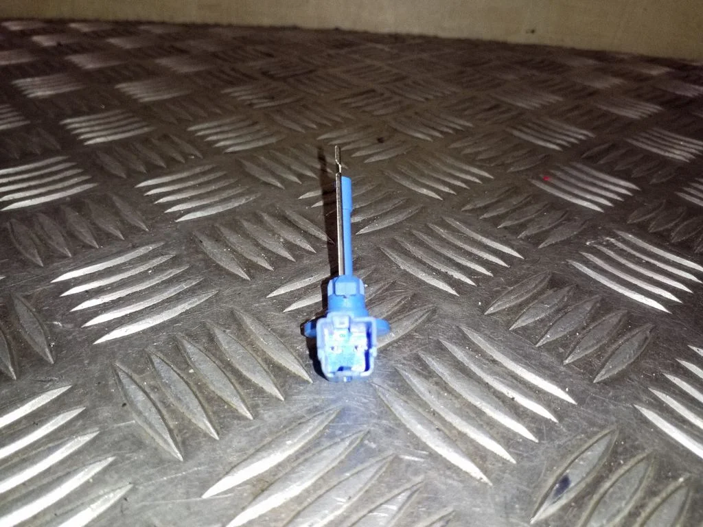 Interior temperature sensor 19C734AA