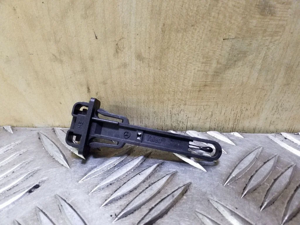 Salongi temperatuuri andur A1718300272