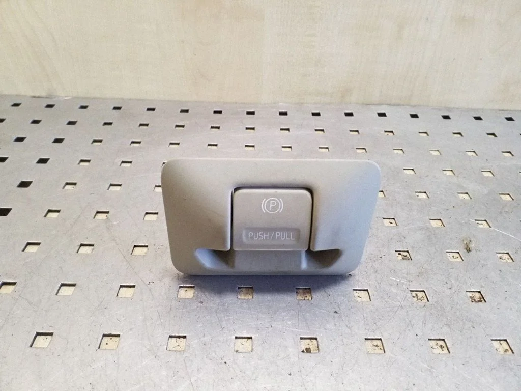 Hand parking brake switch – Volvo XC60 (2009-2013)