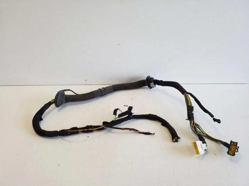 Tailgate/trunk wiring harness – left