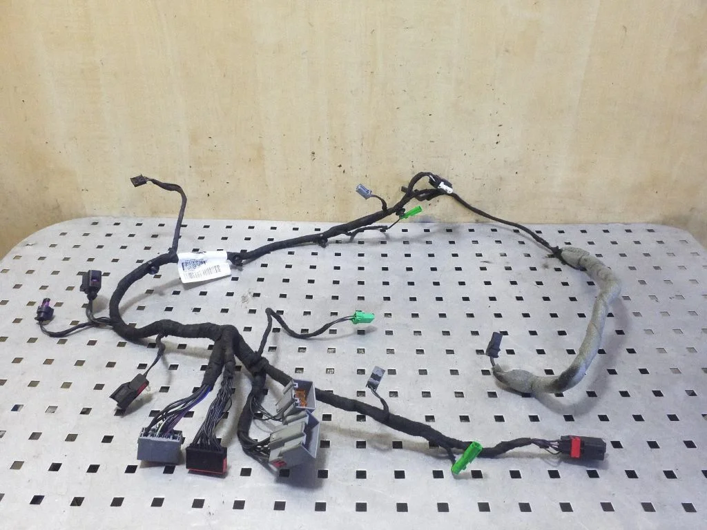 Tailgate/trunk wiring harness DK6214A583AD