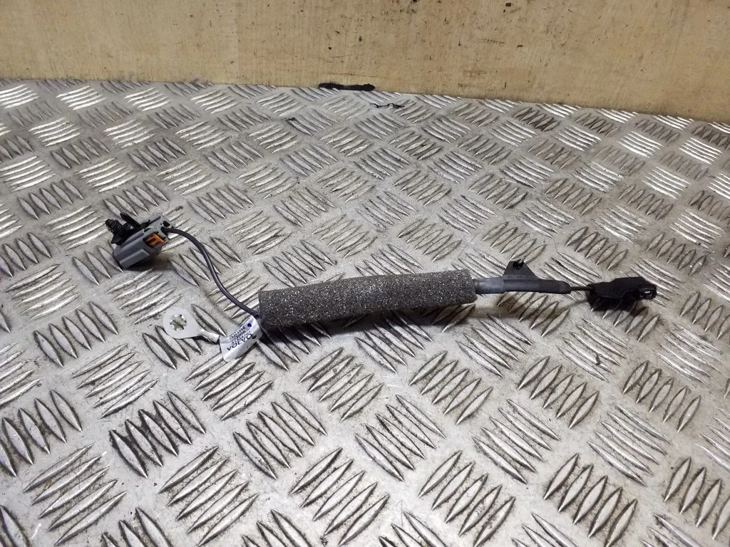 Tailgate/trunk wiring harness 31328790
