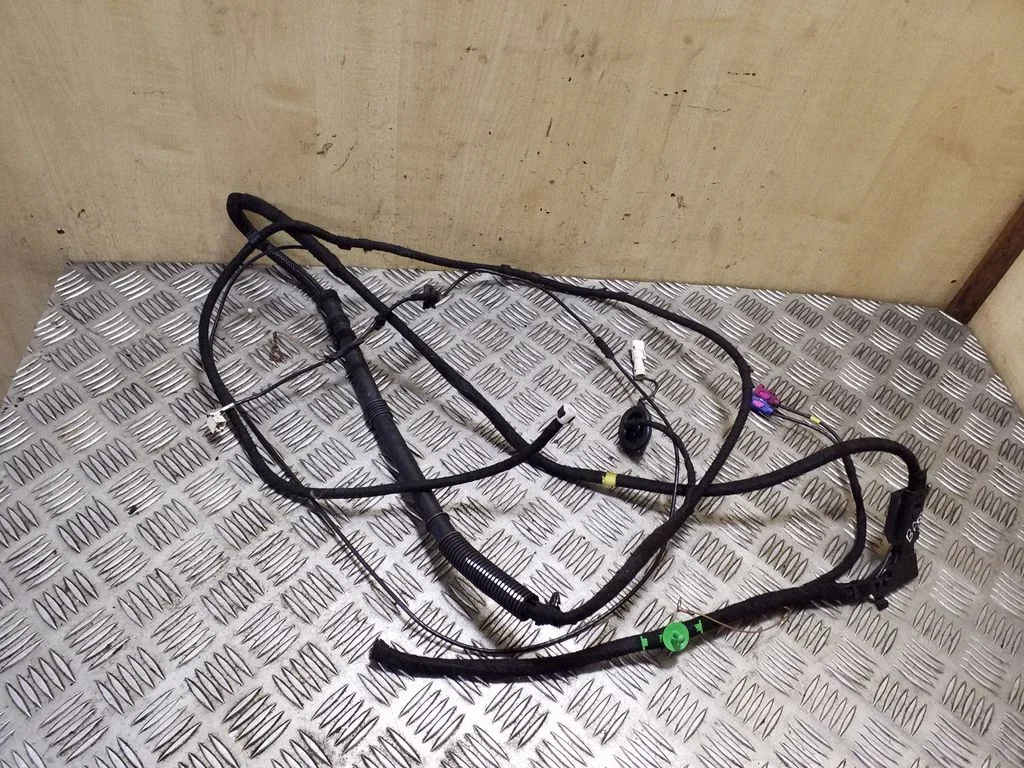 Tailgate/trunk wiring harness – Audi Q7 4L (2005-2015)