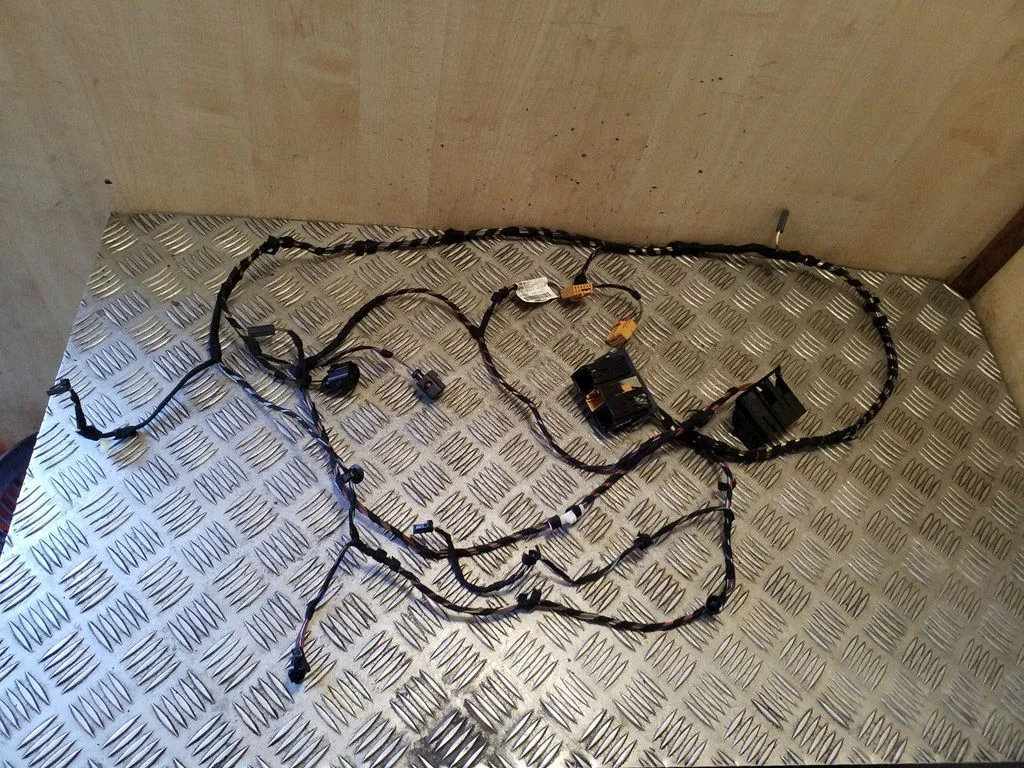 Pakiruumiluugi juhtmestik 3G9971147E