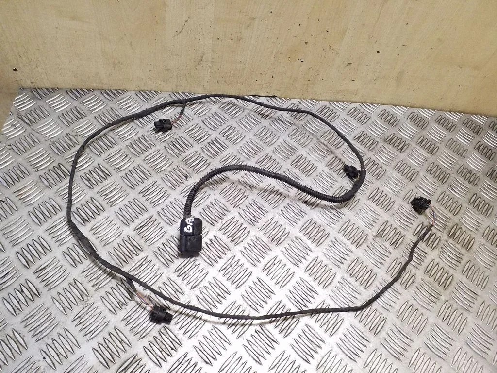 Parking sensor (PDC) wiring loom – Volkswagen Golf Plus (2005-2013)