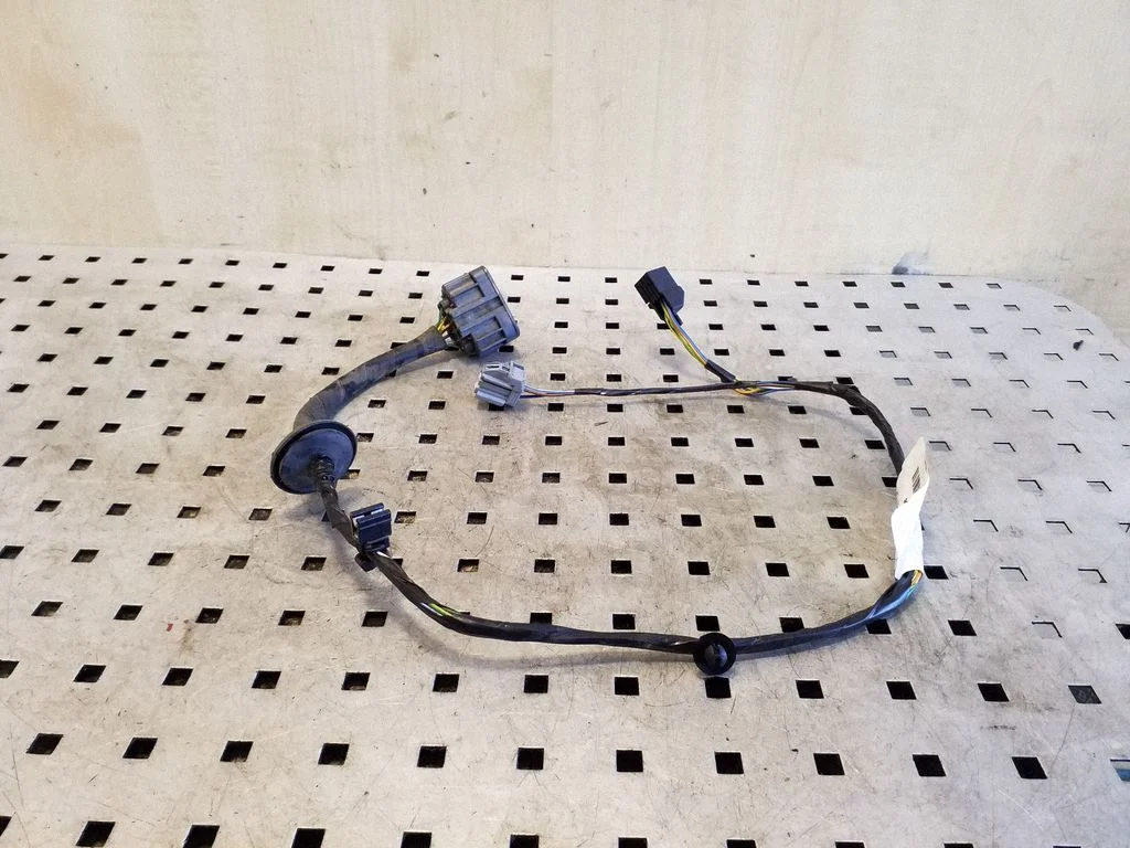 Parkimisandurite (PDC) juhtmestik – Volvo XC60 (2009-2013)