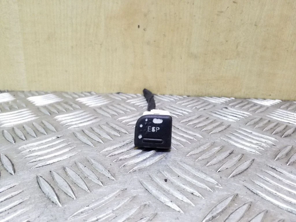 ESP (stability program) switch 8E1927134