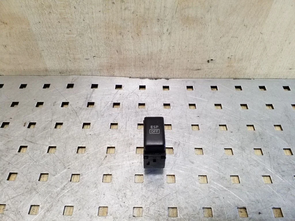 ESP (stability program) switch