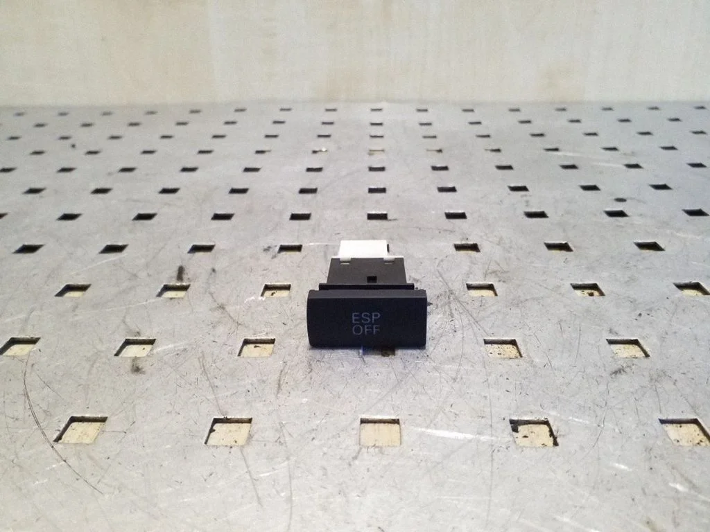 ESP (stability program) switch – Audi A6 Allroad C6 (2006-2011)