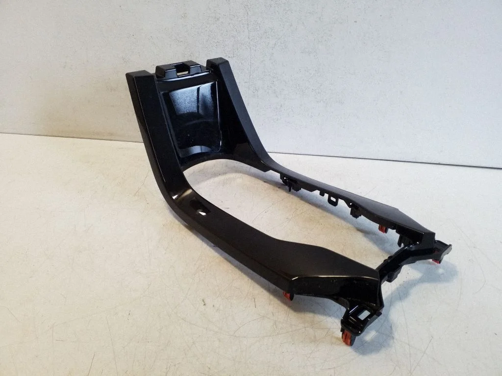 Other center console (tunnel) element – Toyota Corolla E210 E21 (2018-)