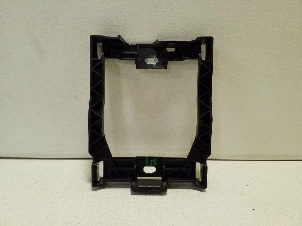 Other center console (tunnel) element – Volkswagen Tiguan Allspace (2017-)