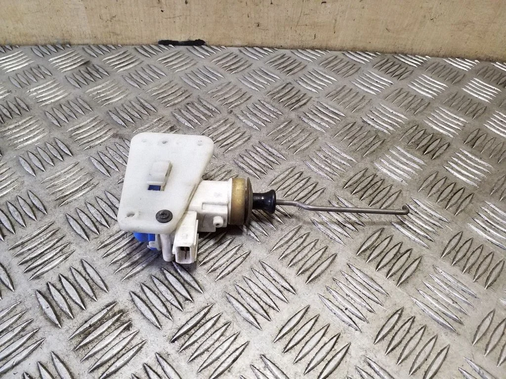 Central locking motor 8A0862153