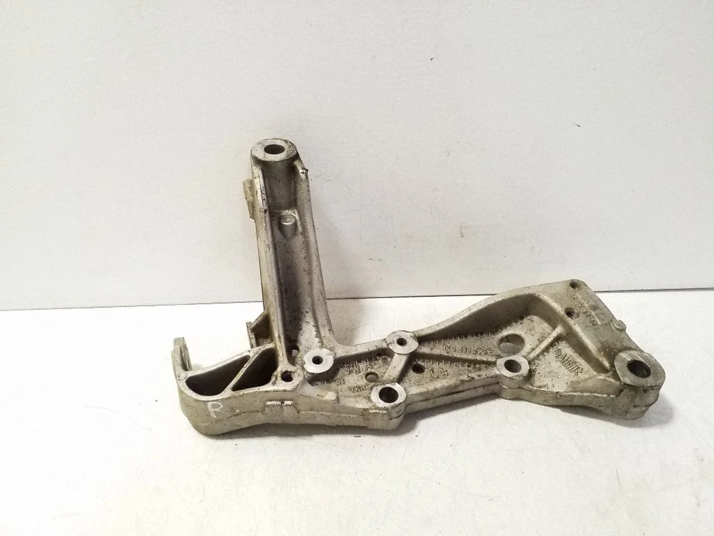 Other front suspension part 1K0199296E