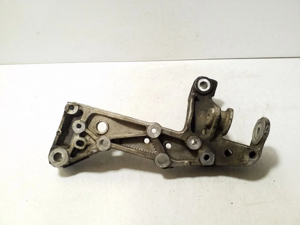 Other front suspension part 1K0199296E