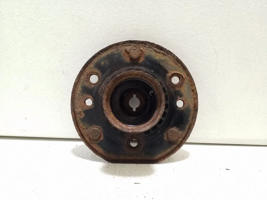 Other front suspension part – right