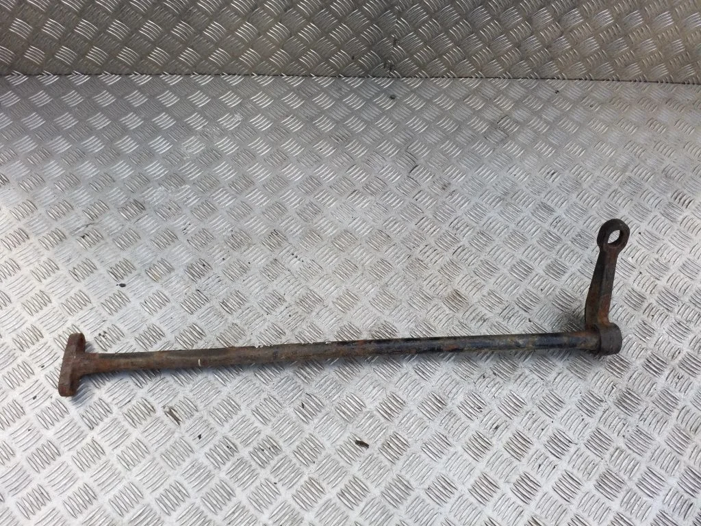 Other front suspension part – front left