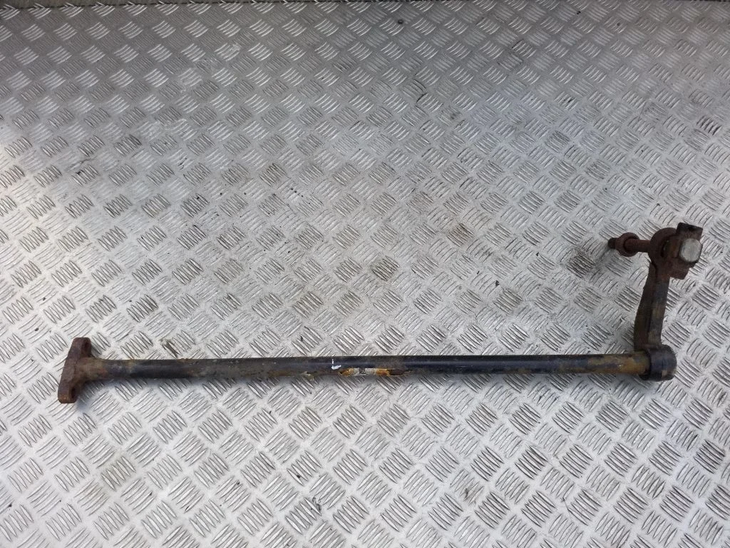 Other front suspension part – front left