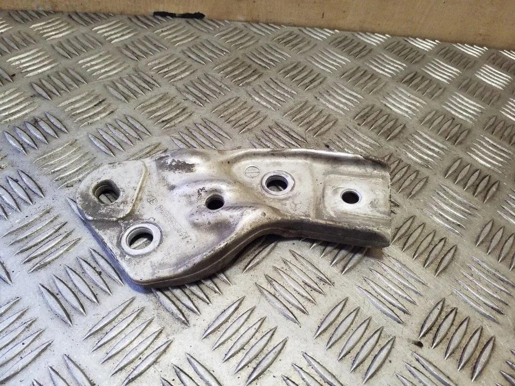 Other front suspension part – Mercedes-Benz GLC-Class C253 (2016-)