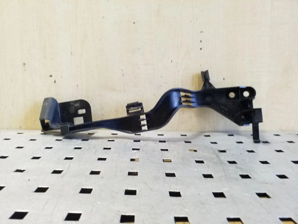 Other front suspension part – Mercedes-Benz GLC-Class C253 (2016-)