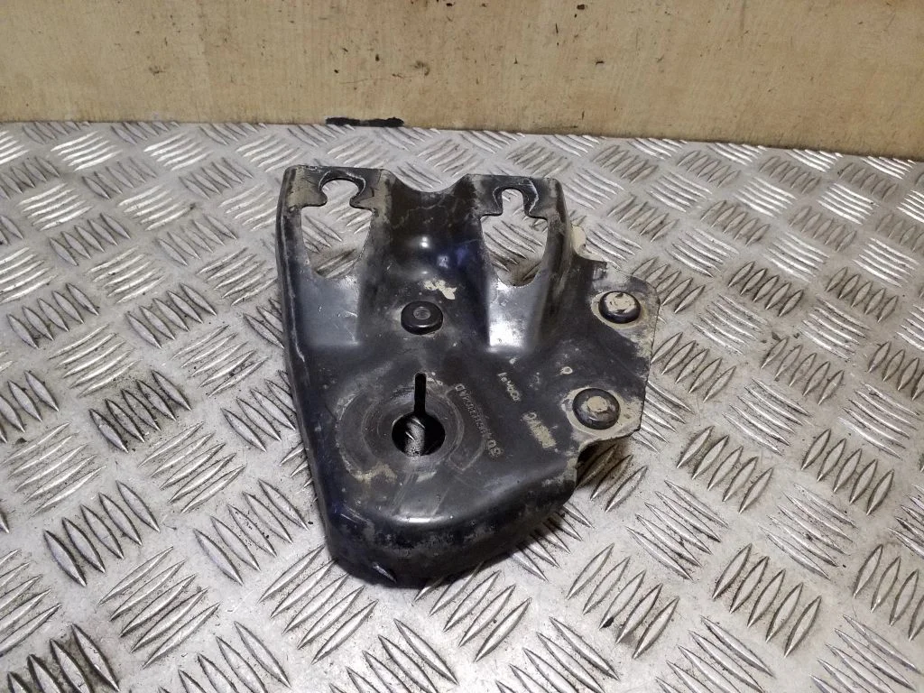 Muu esivedrustuse osa DG935E052AD