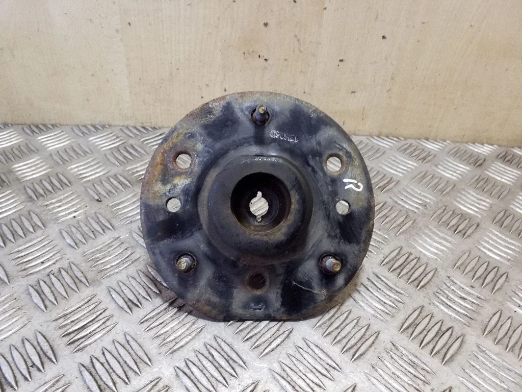 Other front suspension part – right