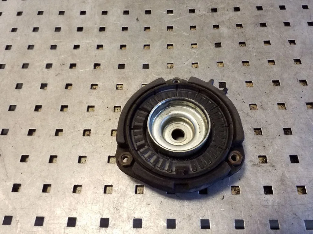 Other front suspension part 7N0412331