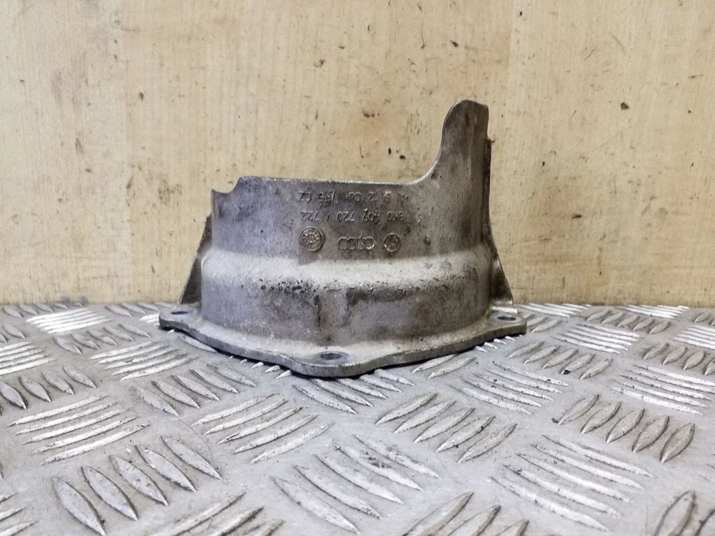 Other front suspension part 8K0407720